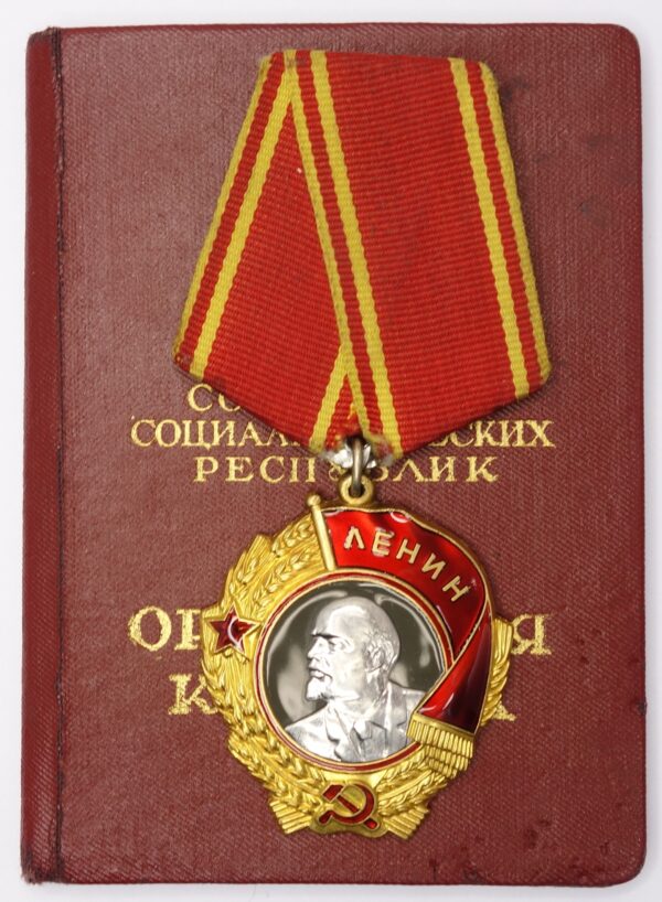 Soviet Order of Lenin #269466 with document