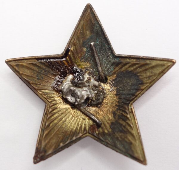 Soviet M35 Cap Badge